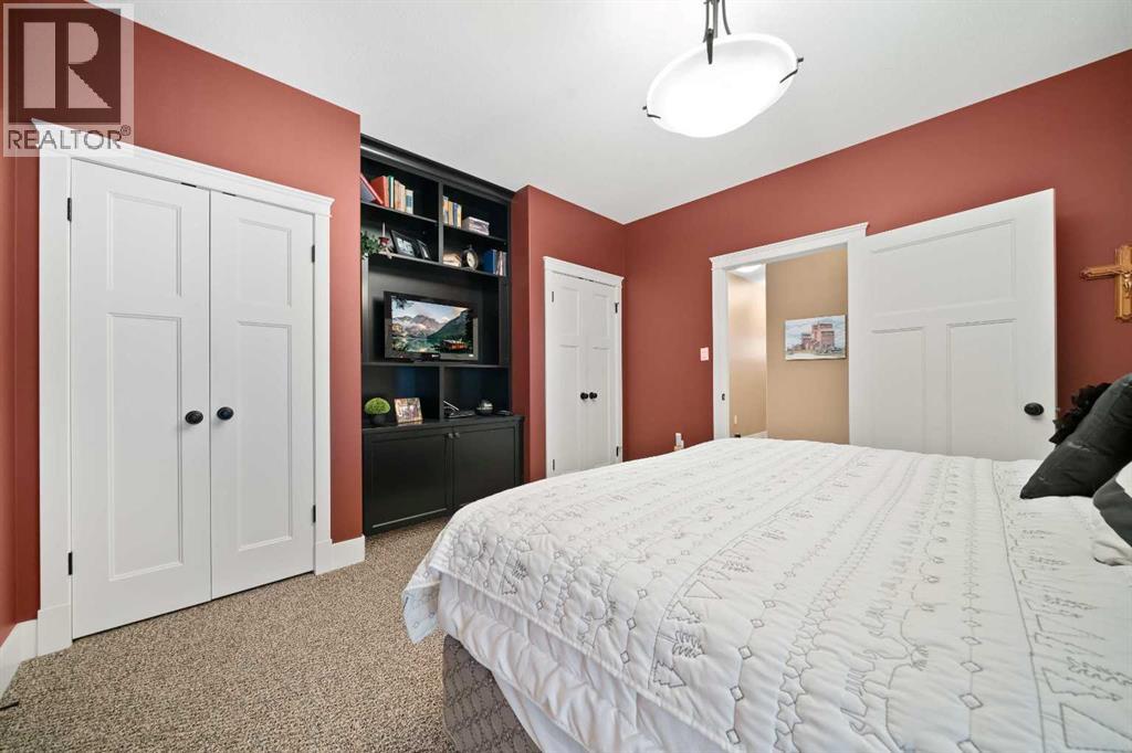 210 6 Avenue Property Photo 16