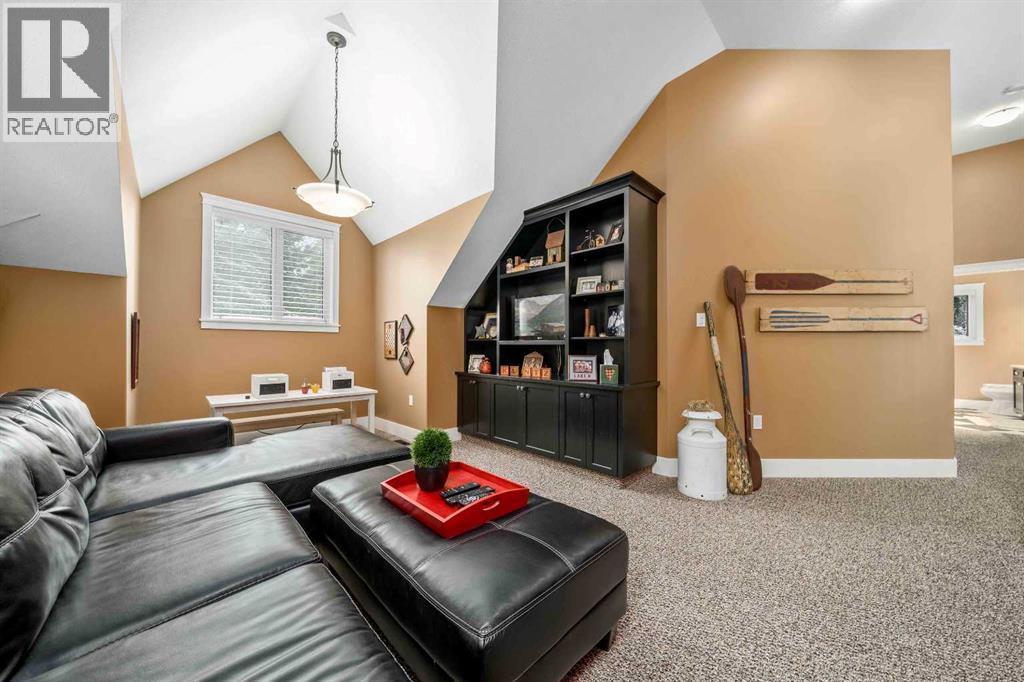 210 6 Avenue Property Photo 20