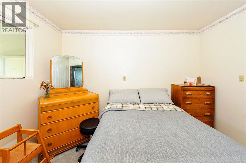 430042 Range Road 220 Property Photo 16