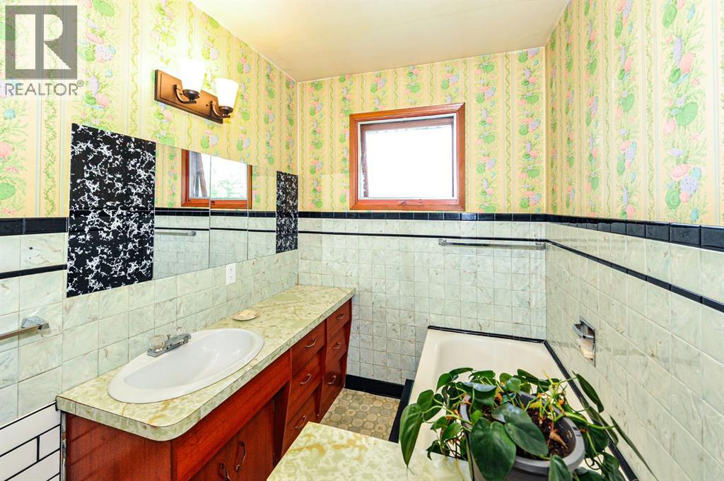 430042 Range Road 220 Property Photo 19
