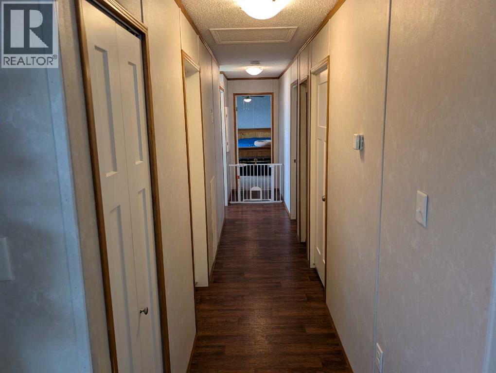 4915 1 Street Property Photo 13