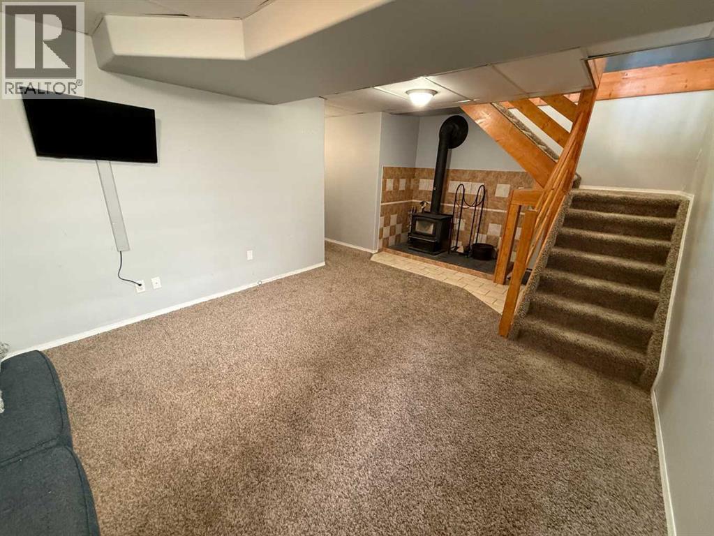 167 Sunwapta Drive Property Photo 11