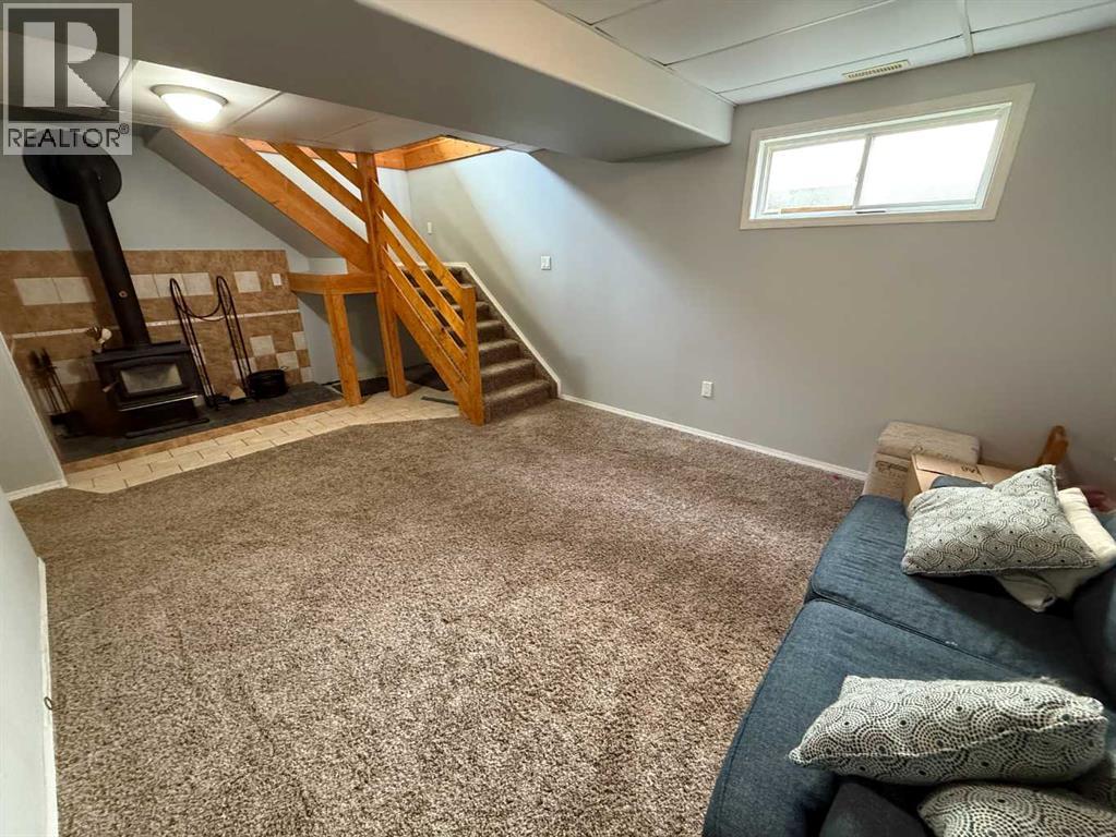 167 Sunwapta Drive Property Photo 12