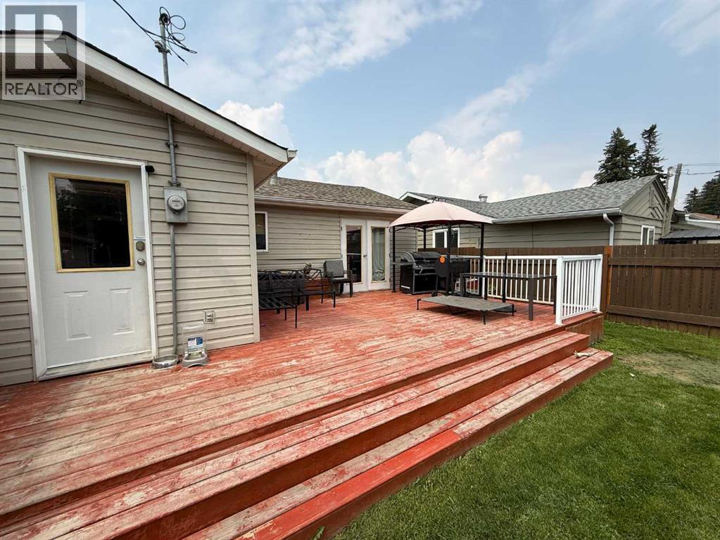 167 Sunwapta Drive Property Photo 17