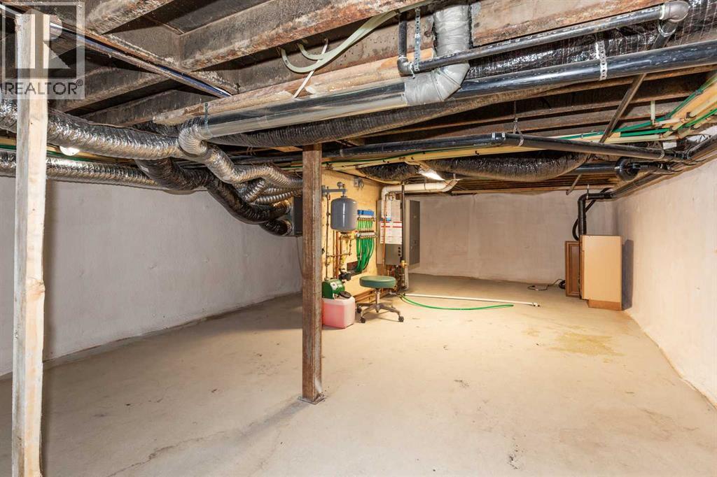 11333 20 Avenue Property Photo 26