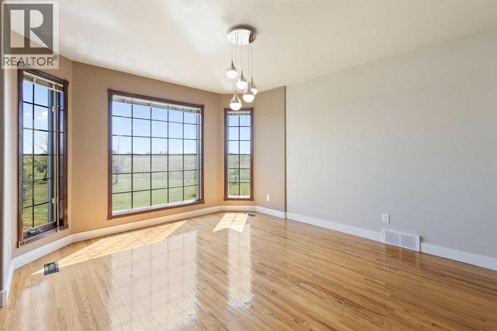250257 Range Road 271 Property Photo 6