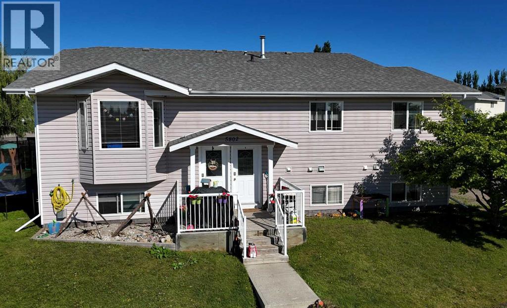 12 Avenue Property Photo 1