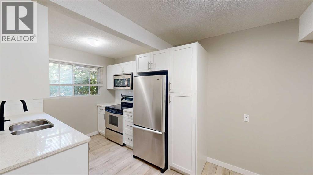 115 Lafayette Boulevard West Property Photo 1