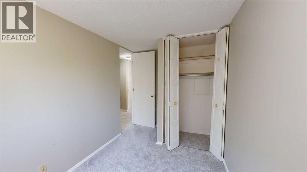 115 Lafayette Boulevard West Property Photo 8