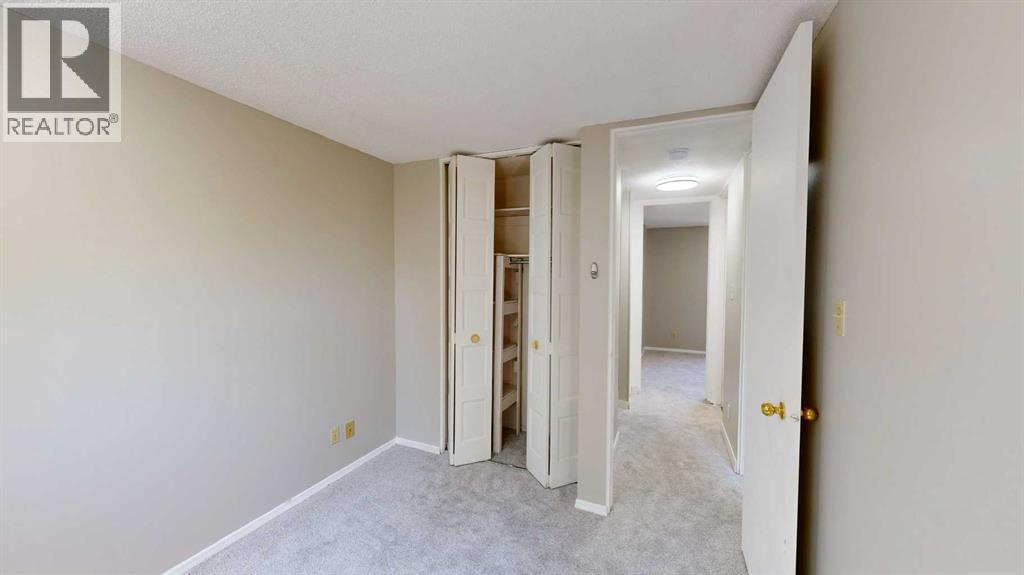 115 Lafayette Boulevard West Property Photo 10