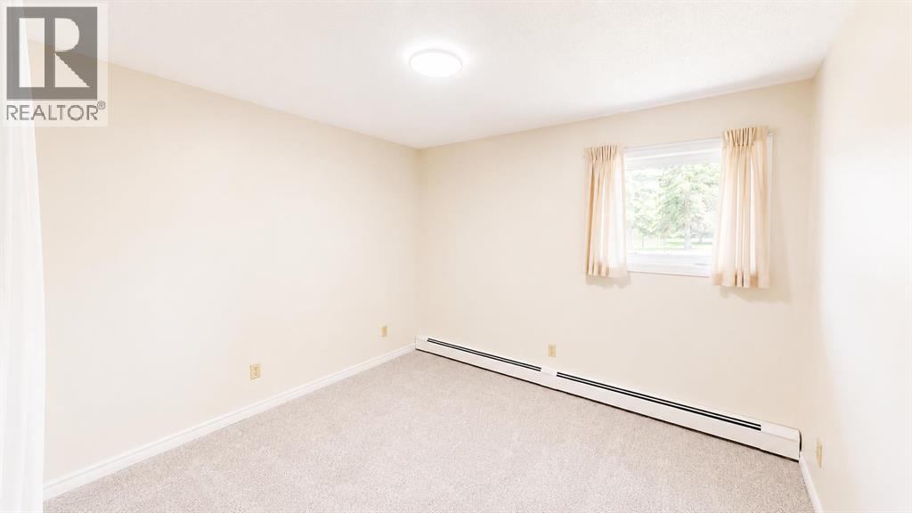 405 Columbia Boulevard West Property Photo 12