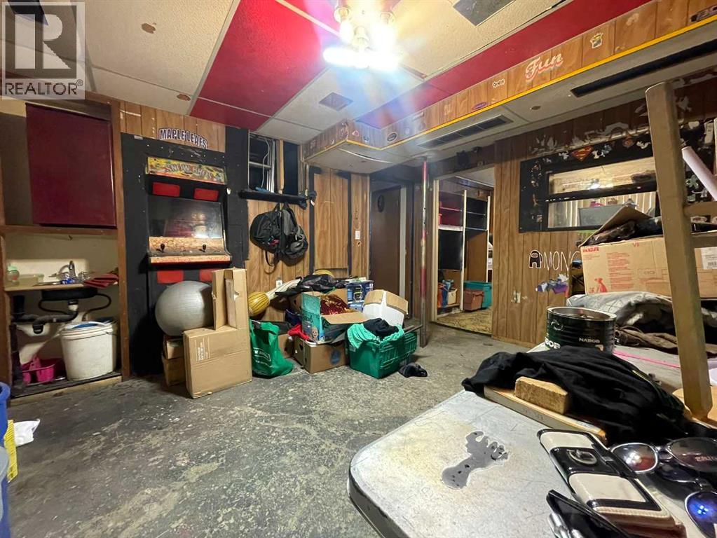 1020 1 Street W Property Photo 19