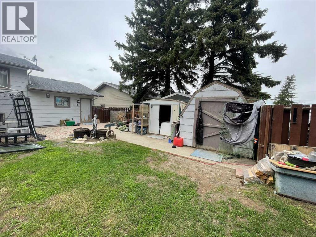 1020 1 Street W Property Photo 26