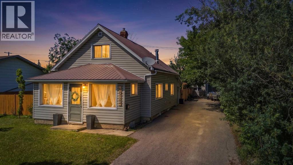 10122 106 Avenue Property Photo 1