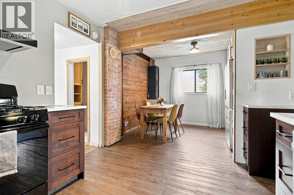 10122 106 Avenue Property Photo 10