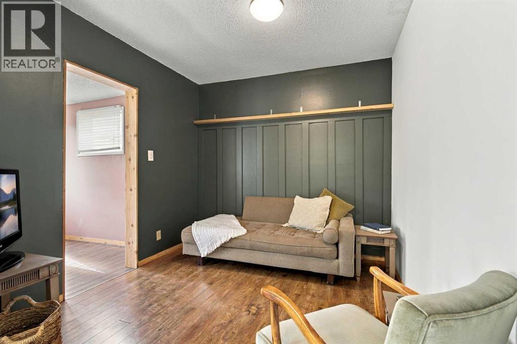 10122 106 Avenue Property Photo 17