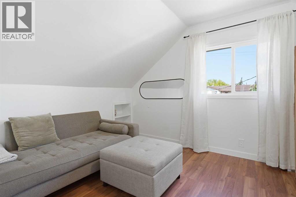 10122 106 Avenue Property Photo 23