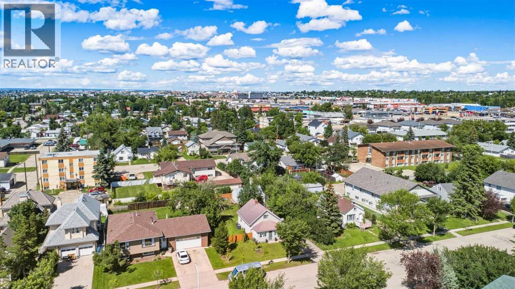 10122 106 Avenue Property Photo 29