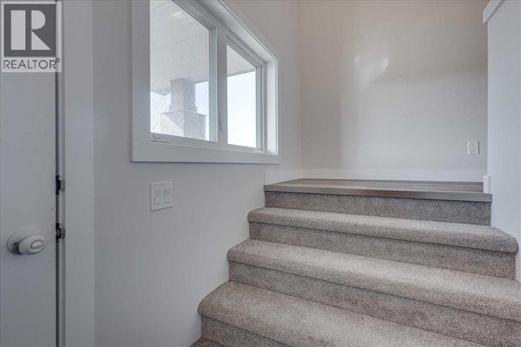 10 Memorial Parkway Property Photo 6
