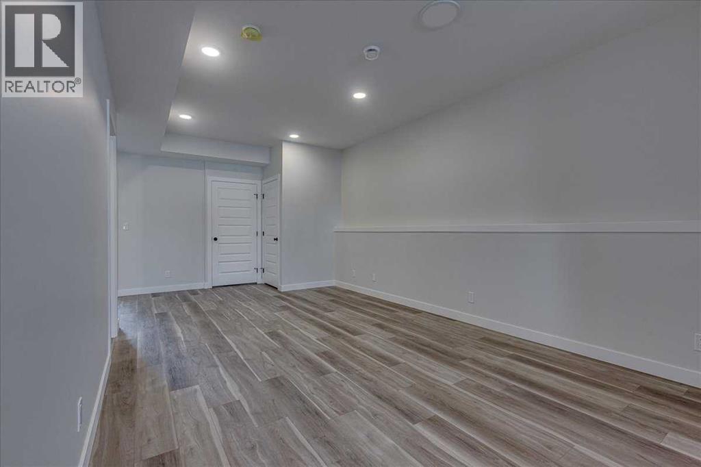 10 Memorial Parkway Property Photo 31