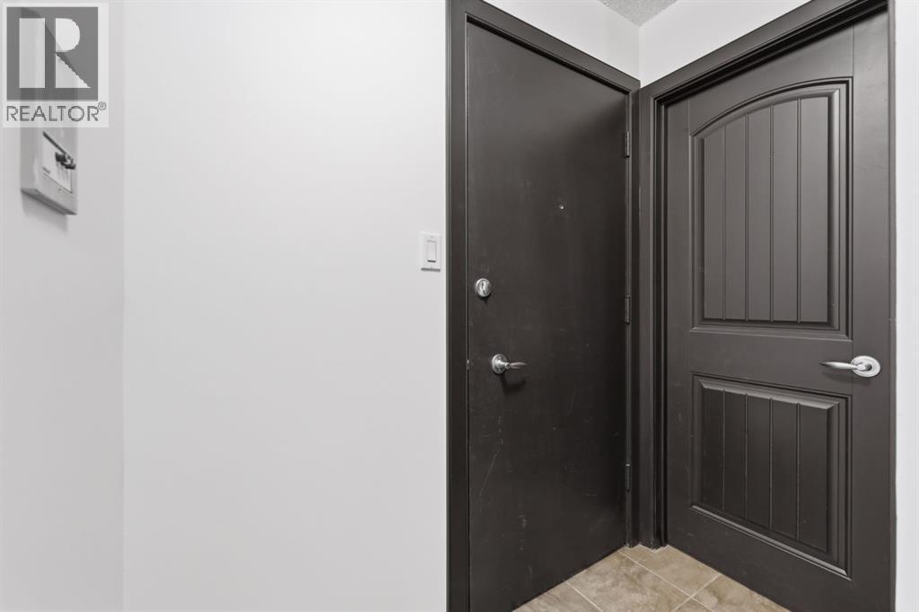 620 15 Avenue Southwest Property Photo 3