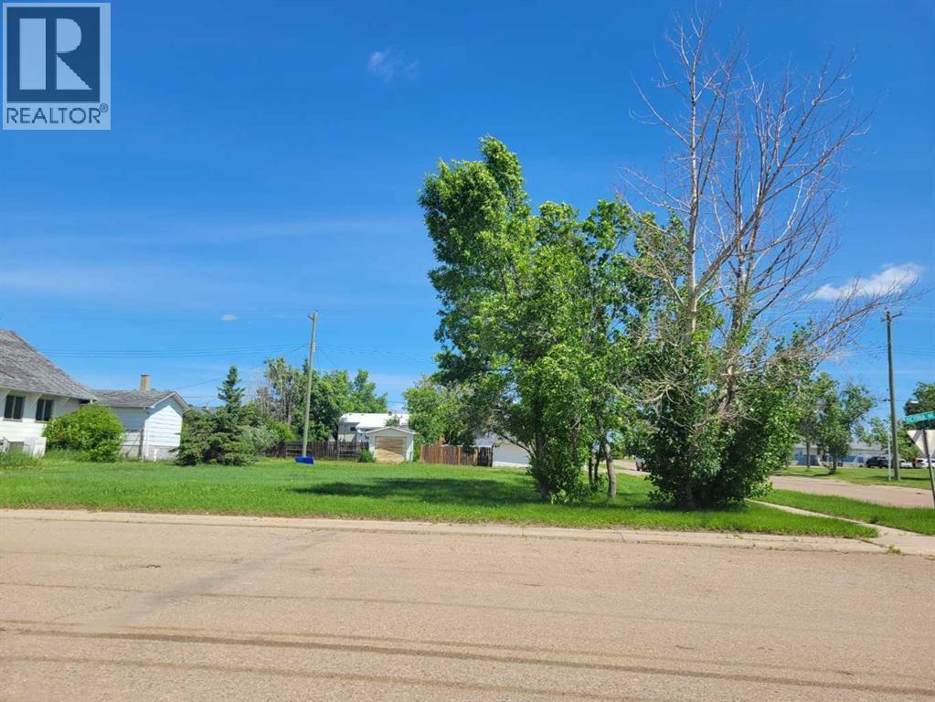 5301 Victoria Avenue Property Photo 2