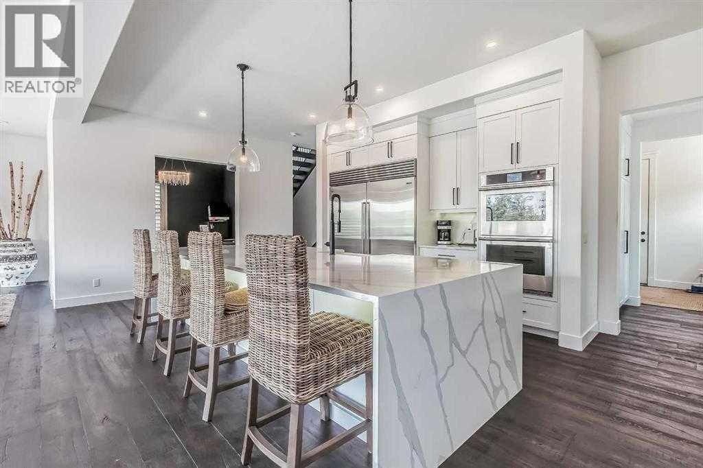 276 Cranbrook Point Se Property Photo 7