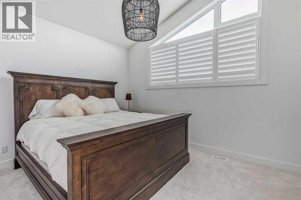 276 Cranbrook Point Se Property Photo 29