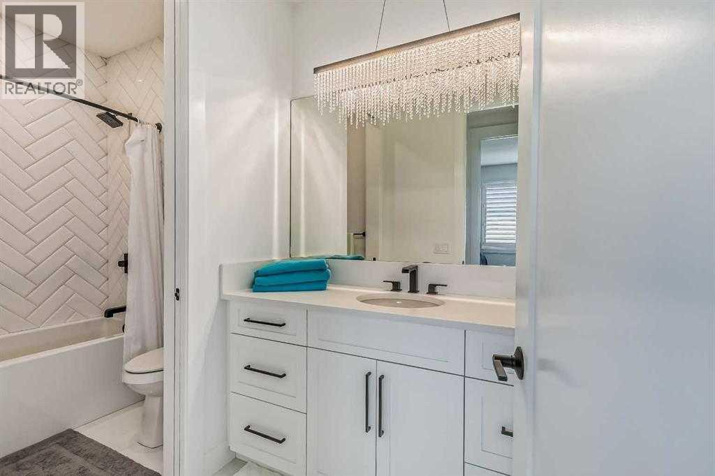 276 Cranbrook Point Se Property Photo 33