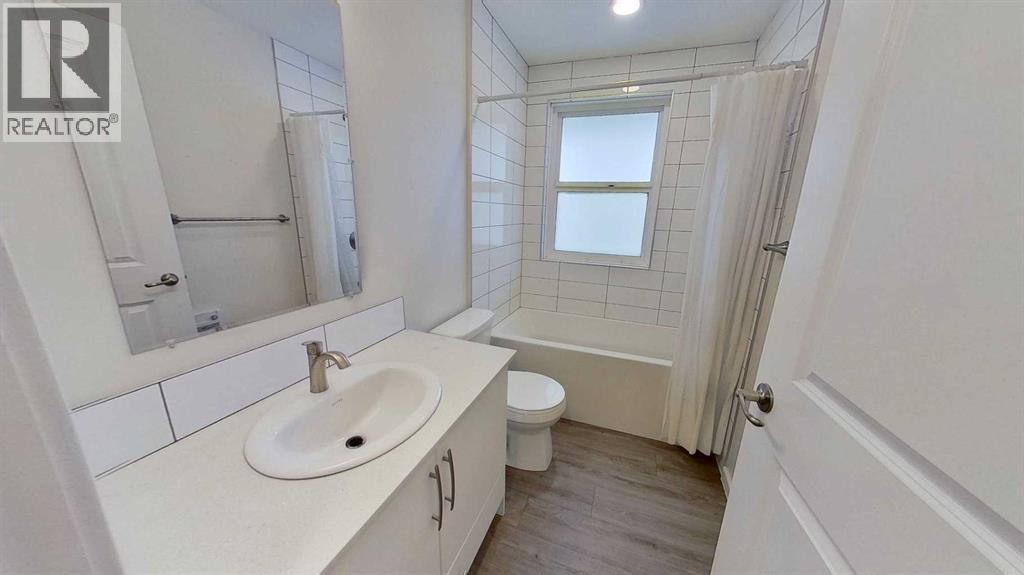 4816 52 Street Property Photo 17