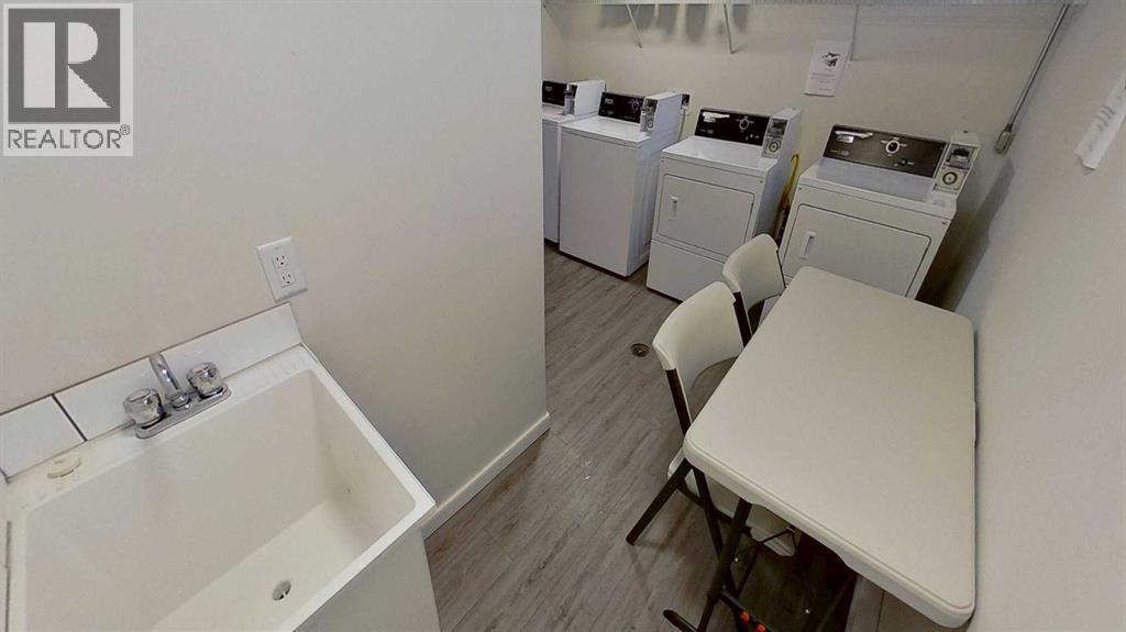 4816 52 Street Property Photo 29