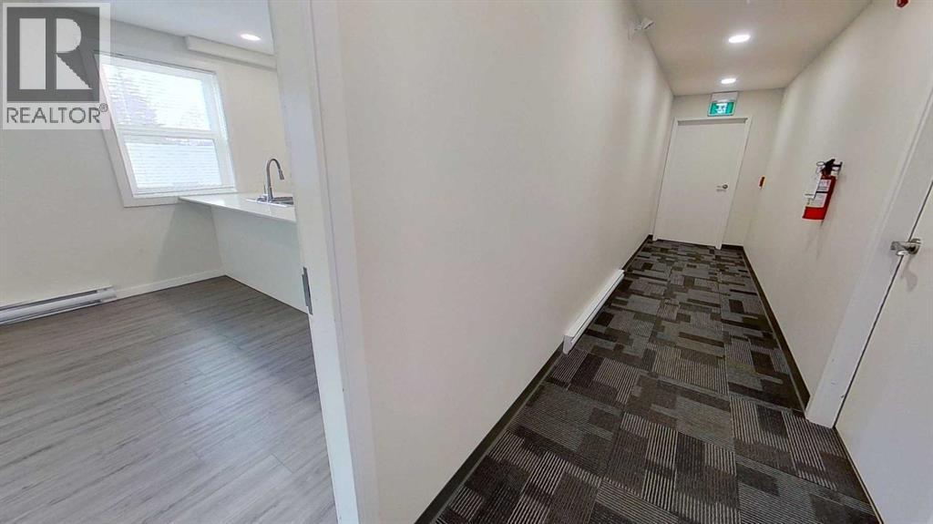4816 52 Street Property Photo 32