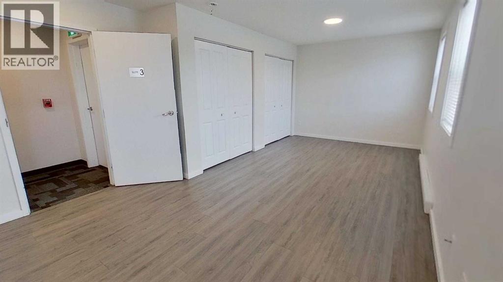 4816 52 Street Property Photo 36