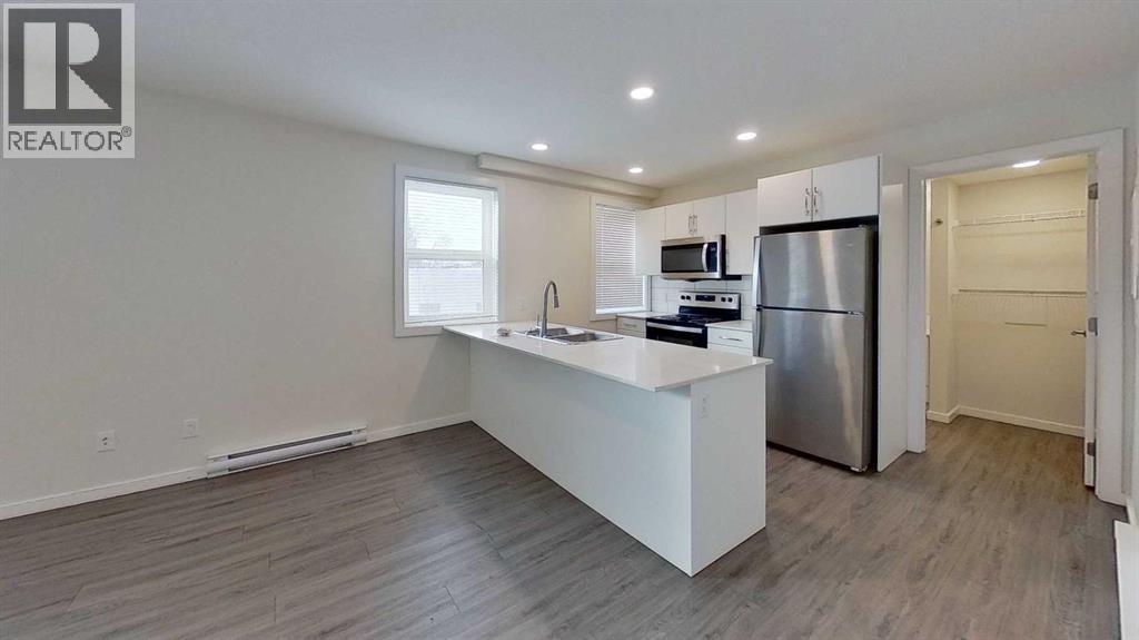 4816 52 Street Property Photo 38
