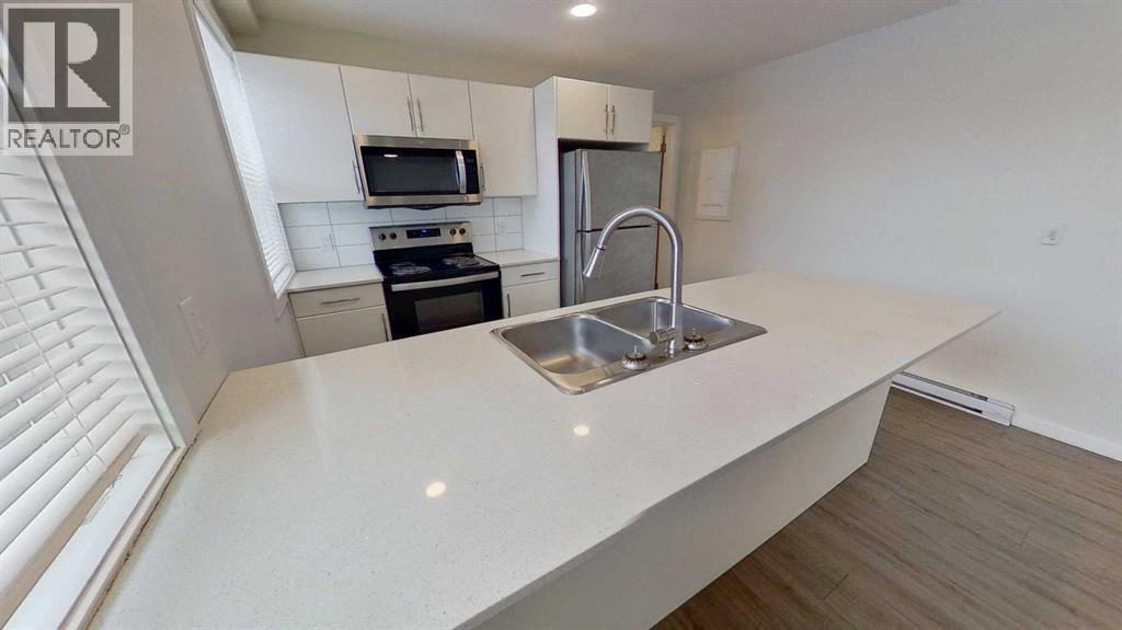 4816 52 Street Property Photo 41