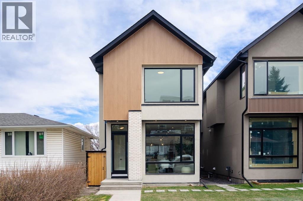 2026 36 Street SW Property Photo 1
