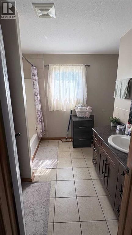 253 Westview Crescent Property Photo 13