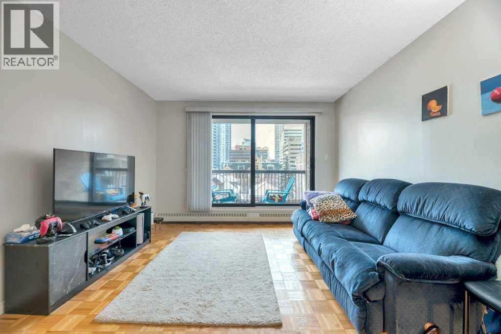 924 14 Avenue Southwest Property Photo 11