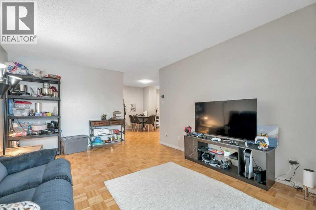924 14 Avenue Southwest Property Photo 13