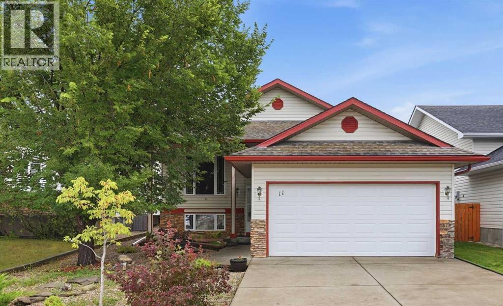 11 Westfall Crescent Property Photo 1
