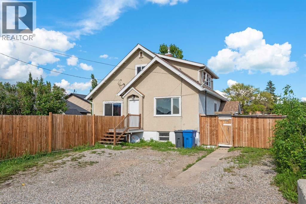 302 6 Avenue NE Property Photo 1