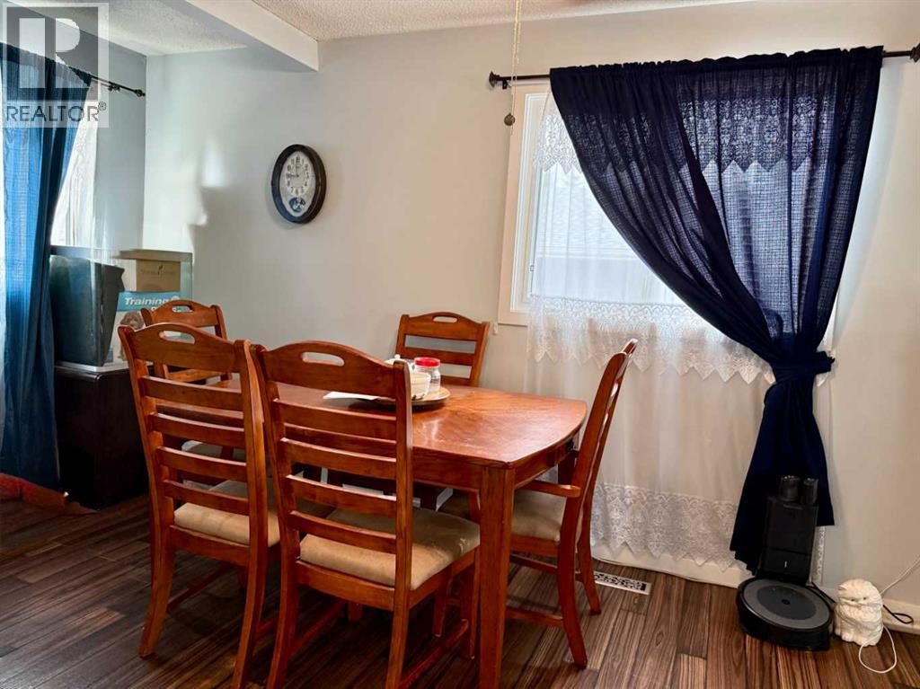 178 Hansen Drive Property Photo 4