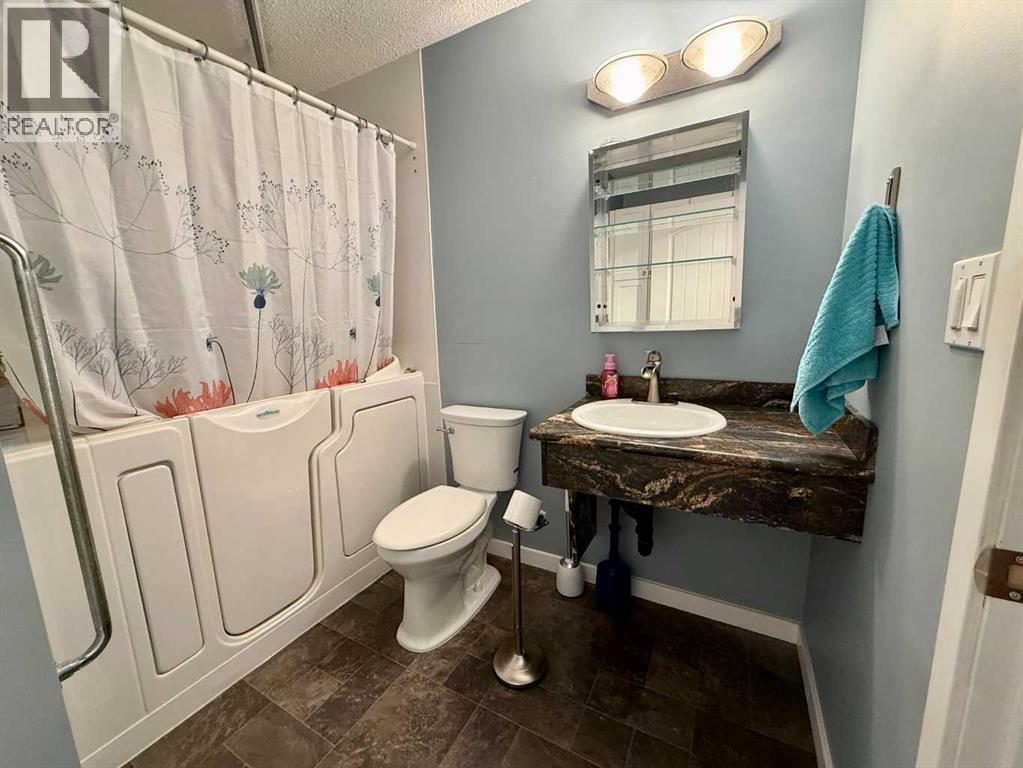 178 Hansen Drive Property Photo 8