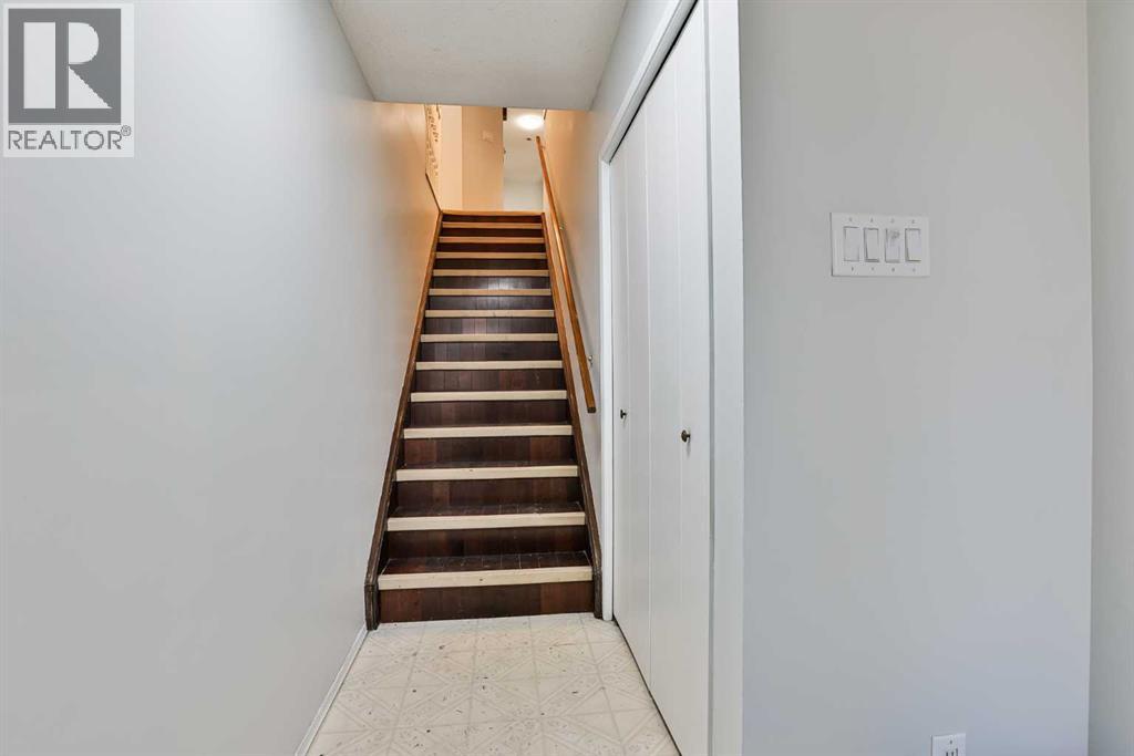 1108 10 Avenue N Property Photo 2