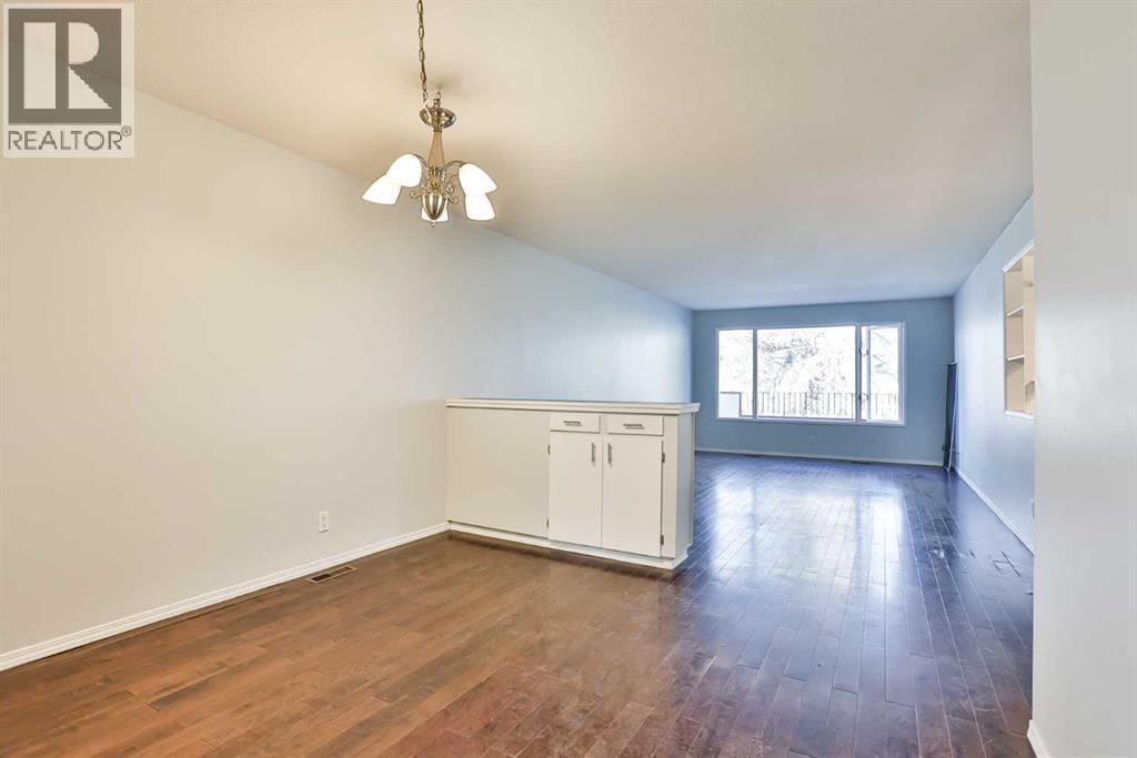 1108 10 Avenue N Property Photo 6
