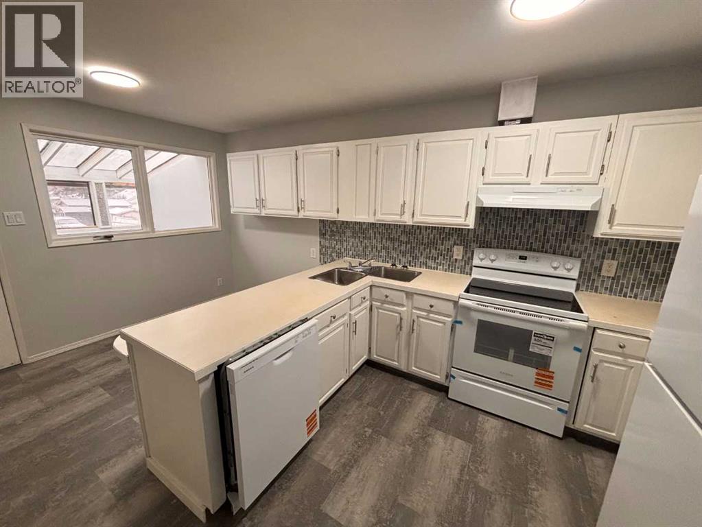 1108 10 Avenue N Property Photo 10