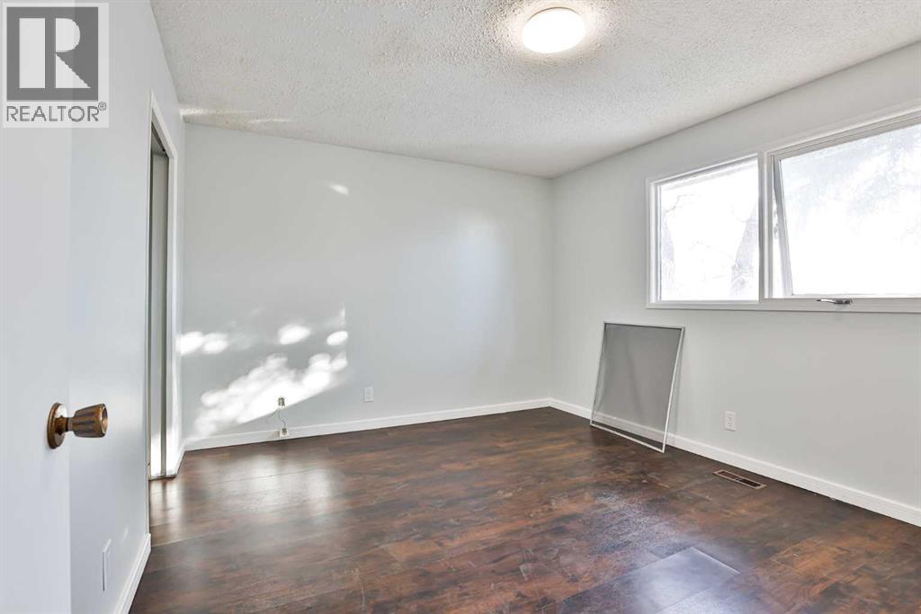 1108 10 Avenue N Property Photo 14