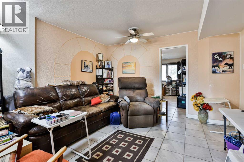 1108 10 Avenue N Property Photo 27