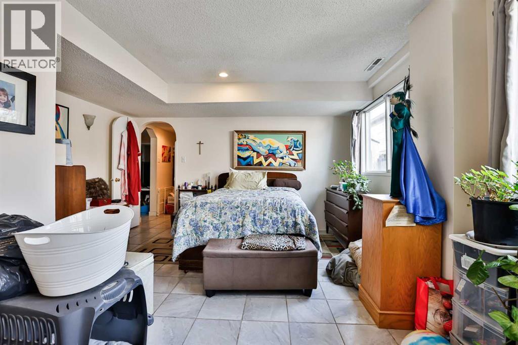 1108 10 Avenue N Property Photo 31