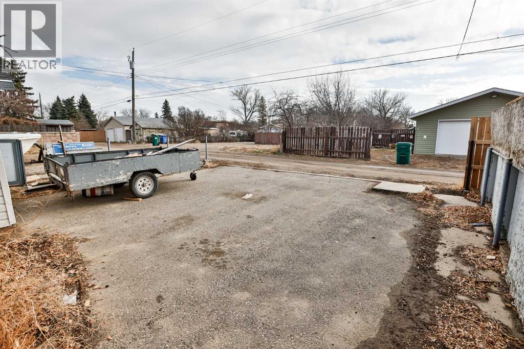 1108 10 Avenue N Property Photo 36